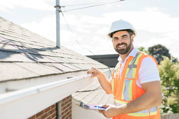 Best Roof Gutter Cleaning  in Holly Ridge, NC